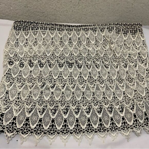 St John Evening Strapless Top, 4, Black white - Picture 1 of 6